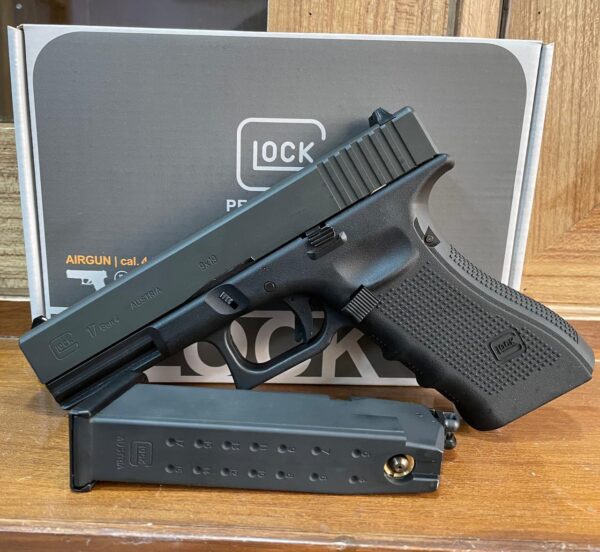 Glock 17 Gen 4 - Image 2